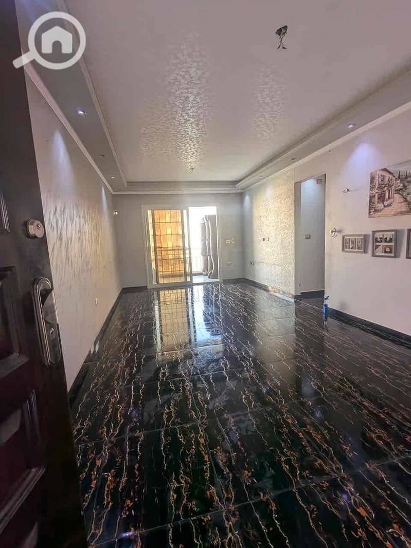 7 9126c0aa-4932-4130-ad37-888dd79b20fd. jpg