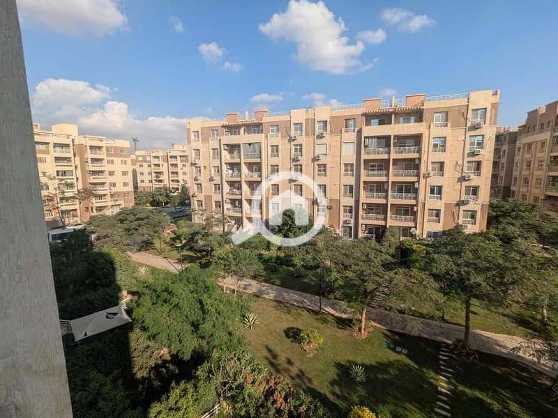 10 d7579e53-7cf2-4bd7-8a9f-d70bc4e85665. jpg