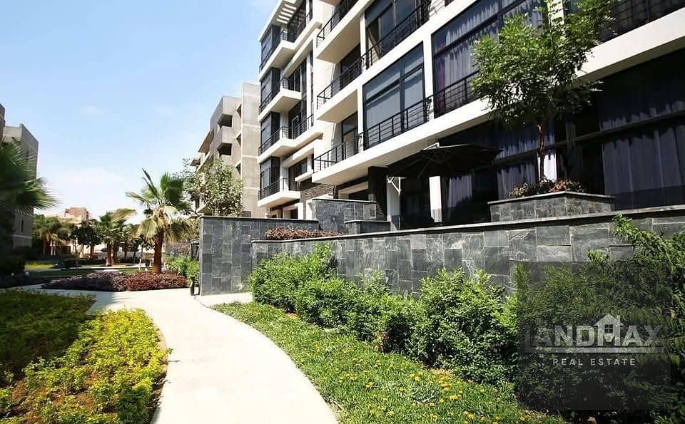 6 597947212_1988271408773441_7583520105558878334_n. jpg