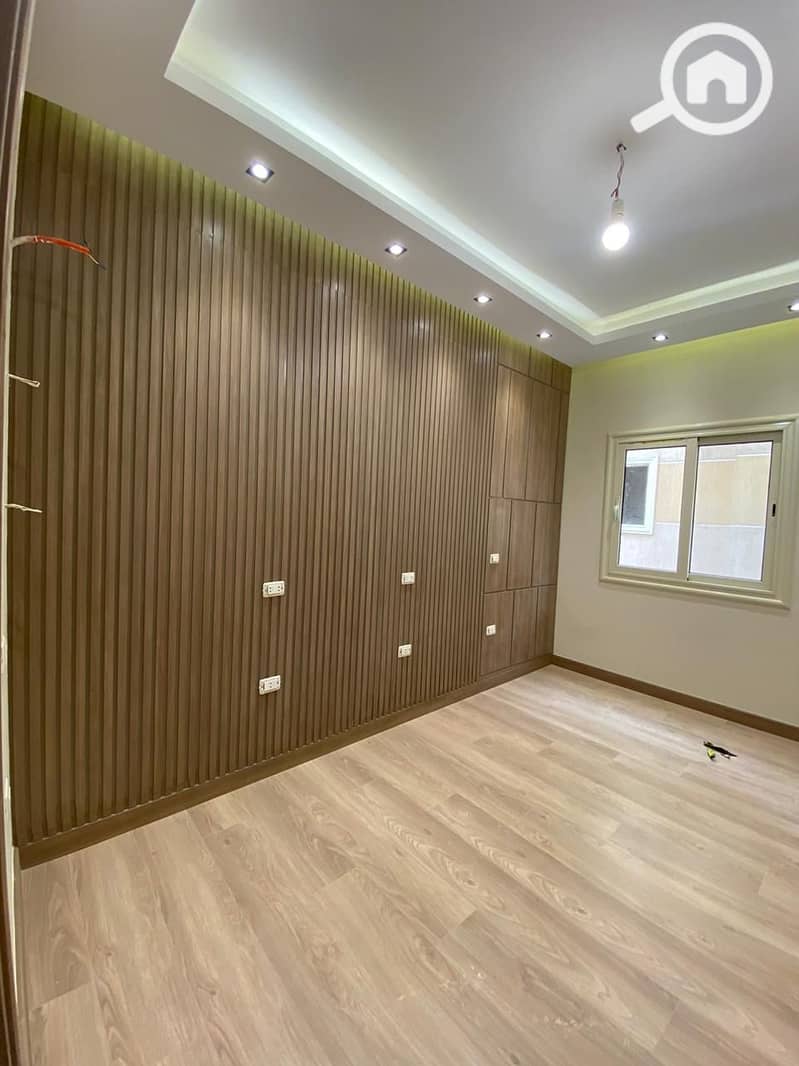 6 WhatsApp Image 2025-12-14 at 10.10. 48 PM. jpeg