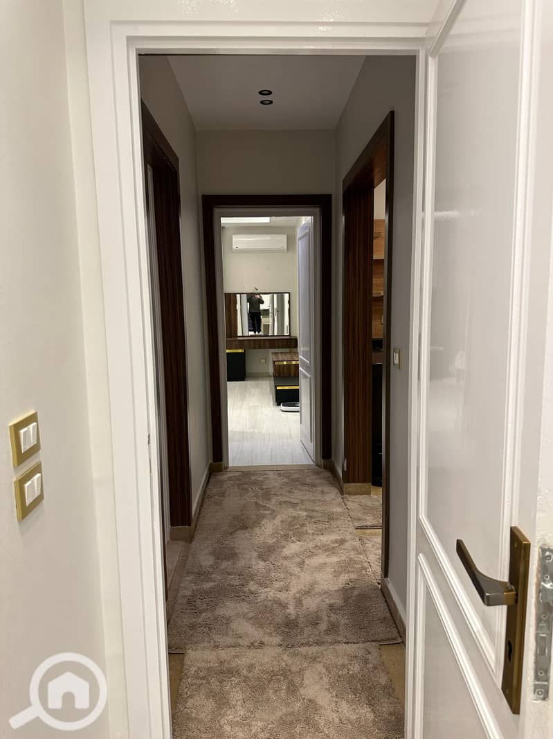 25 bdf50938-bd3e-4b55-94e0-f40ed16e74de. jpeg