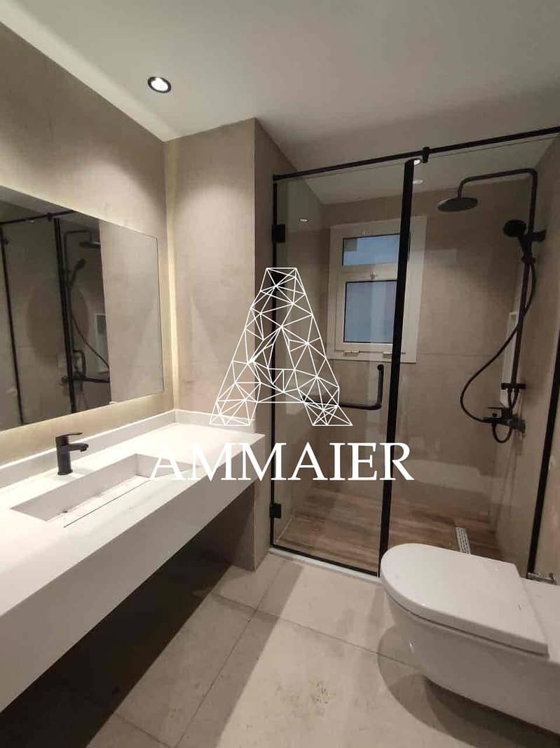 10 9a4dc943-873f-4e6e-8138-4ddc0598d9a6. jpg