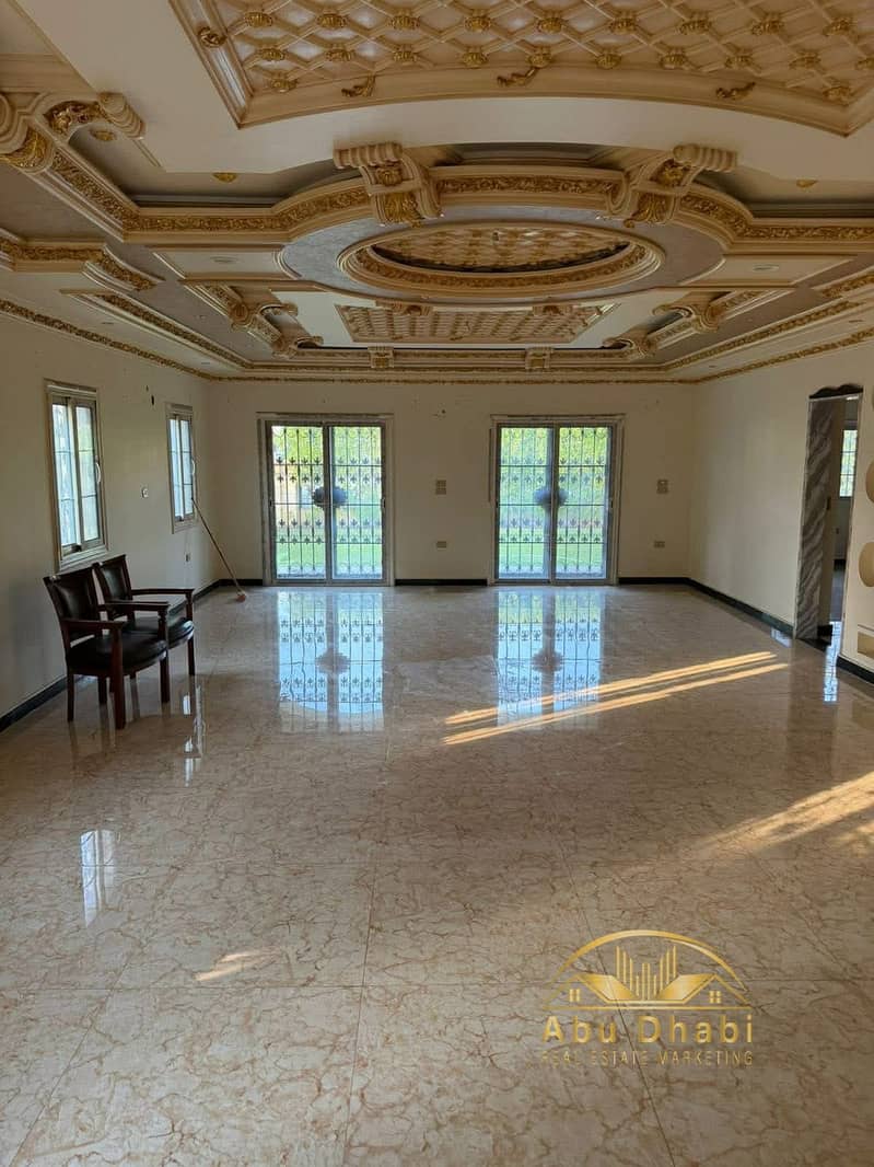 8 e7e674fe-e3be-4c3a-a926-11ad61c57bf7. jpg