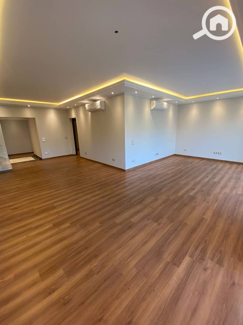 1000272387. jpg 1000272387. jpg