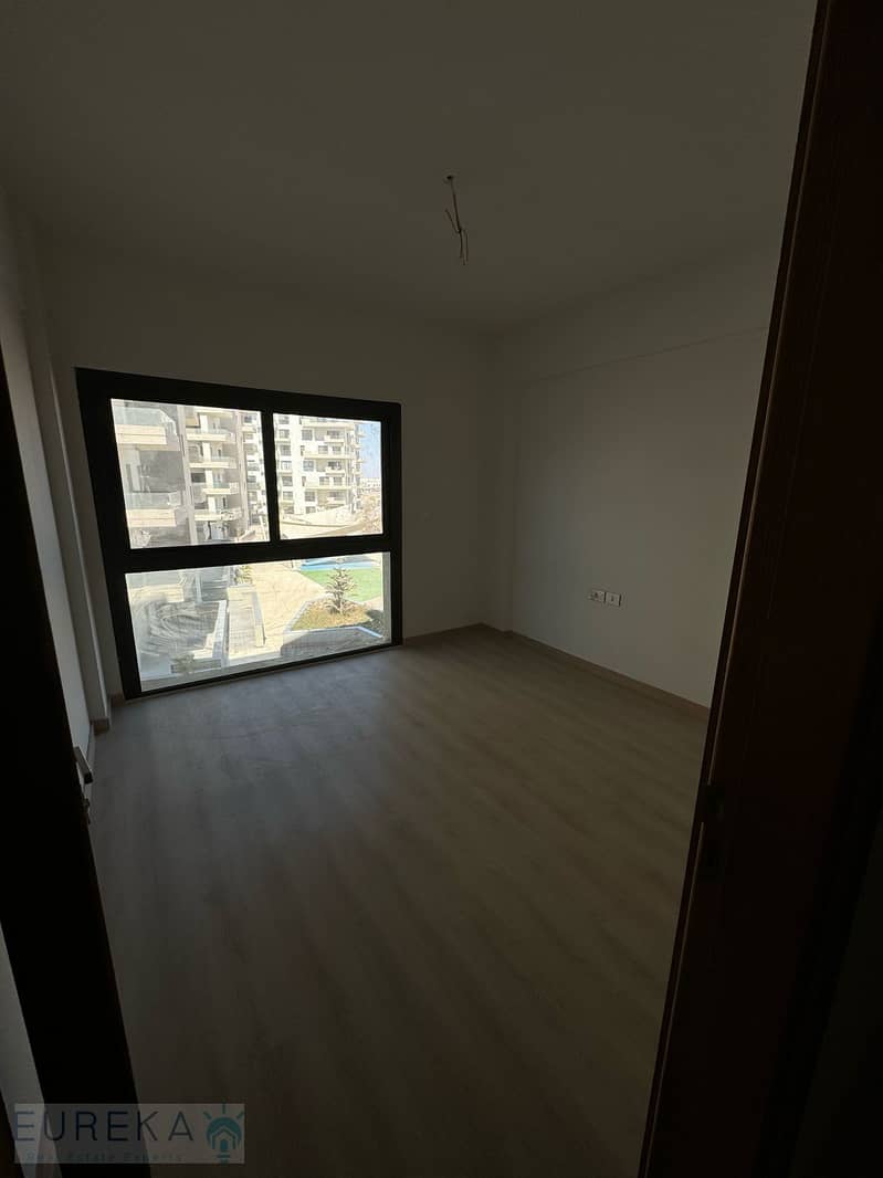 6 PHOTO-2025-08-18-15-12-28 (1). jpg