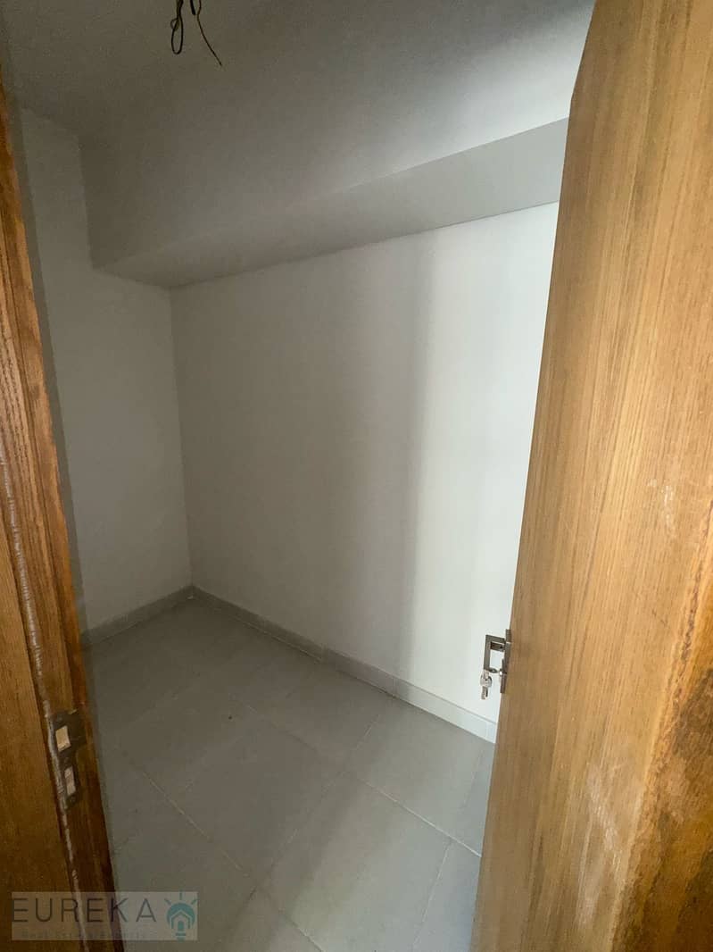 8 PHOTO-2025-08-18-15-12-28 (3). jpg