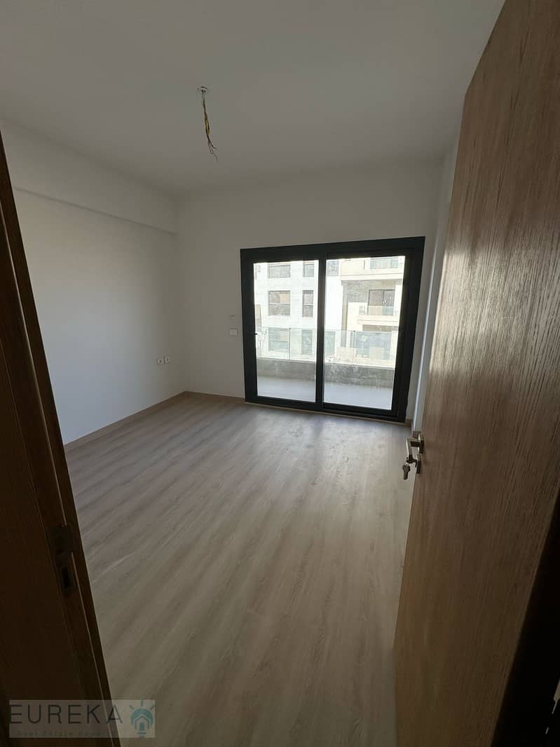 10 PHOTO-2025-08-18-15-12-28. jpg