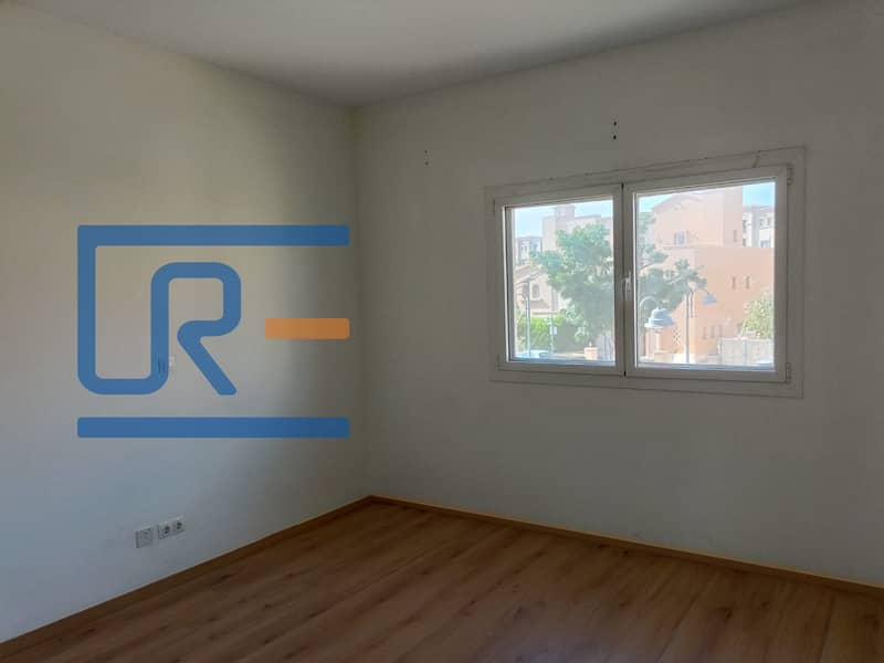 6 WhatsApp Image 2025-12-15 at 1.55. 02 PM (2). jpeg