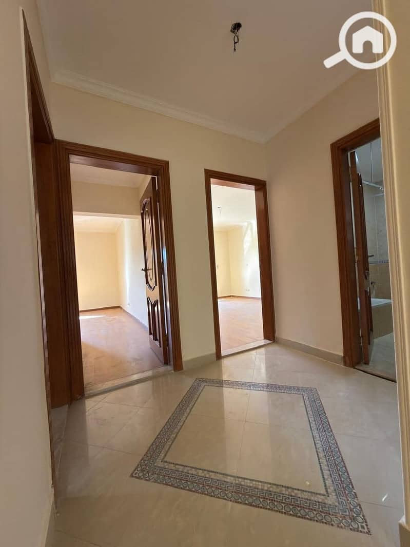 8 FB_IMG_1764696655701. jpg