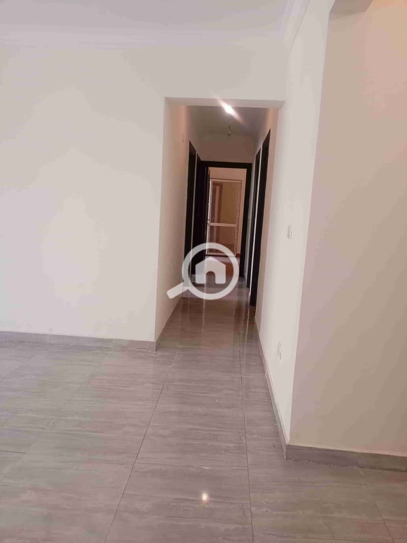 1000153967. jpg 1000153967. jpg