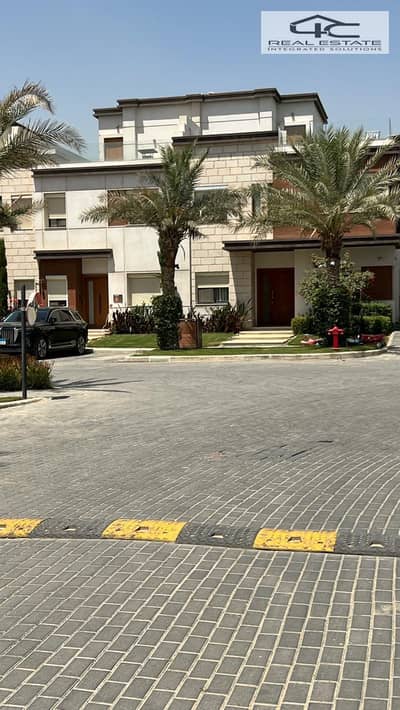 4 Bedroom Twin House for Sale in New Cairo, Cairo - WhatsApp Image 2025-12-16 at 10.45. 56 AM (11). jpeg