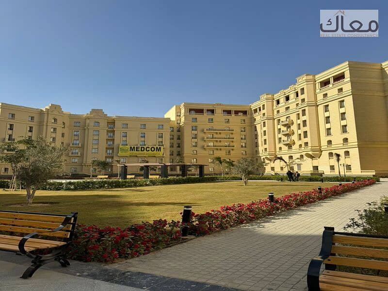 5 2f9a5b54-7cce-432a-b0ac-7b623dad2904. jpg