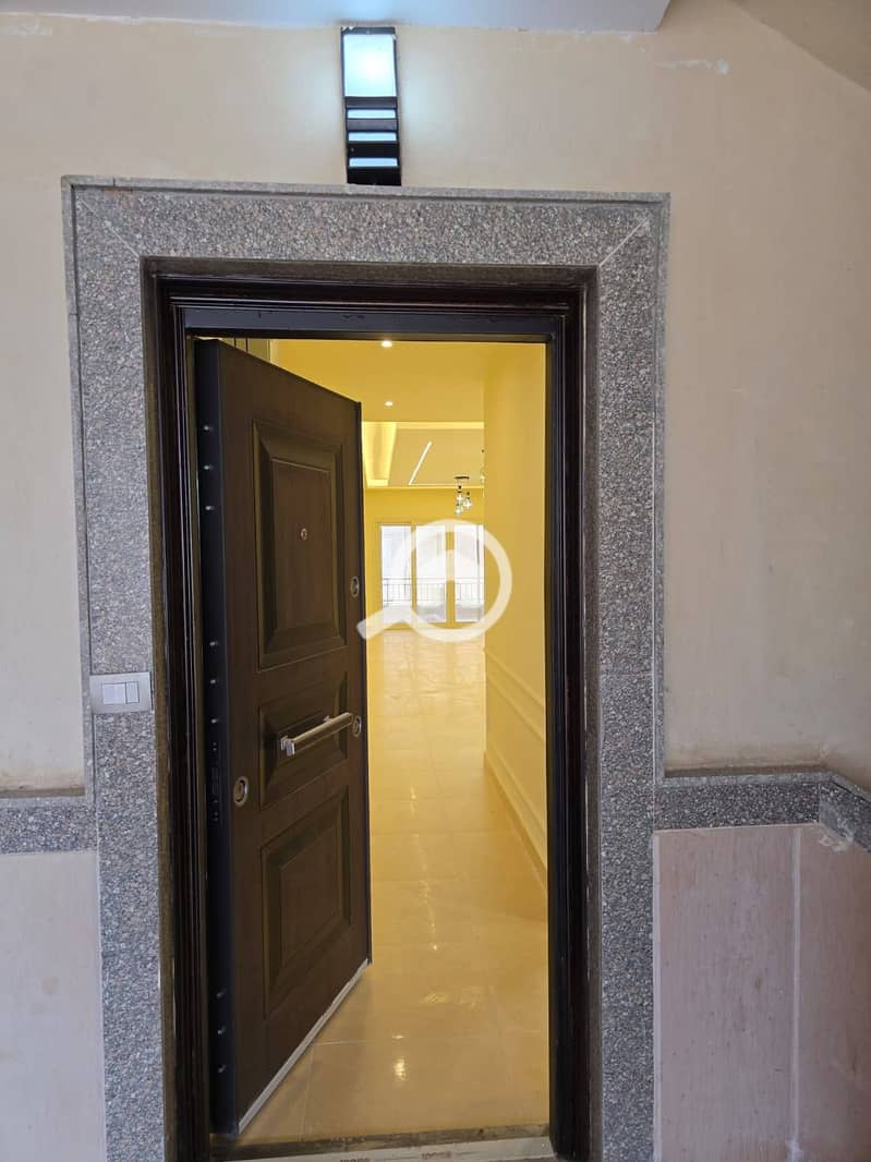 8 597388012_1508654337929804_7438346705140319529_n. jpg