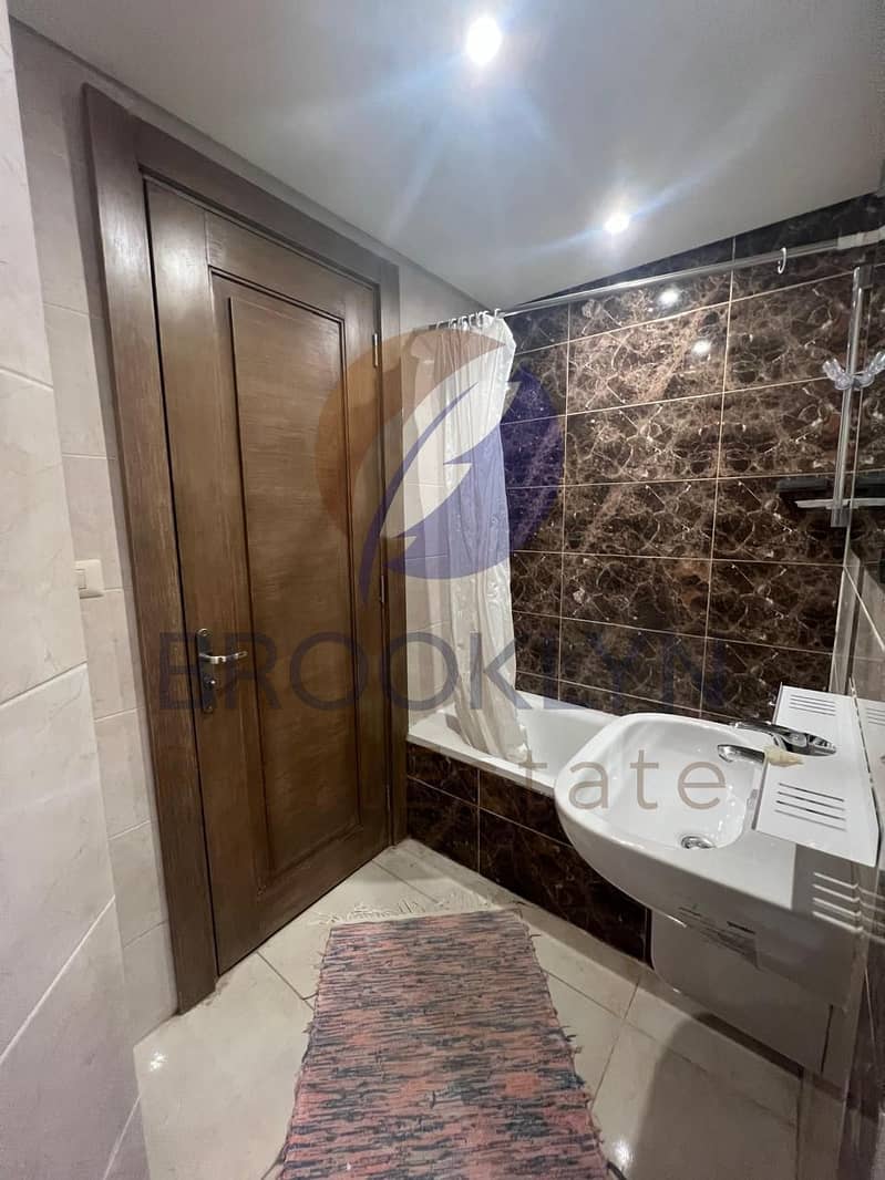 5 WhatsApp Image 2025-12-16 at 01.00. 04_137e7ee1. jpg