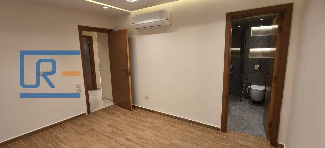 5 WhatsApp Image 2025-12-15 at 3.46. 35 PM (5). jpeg