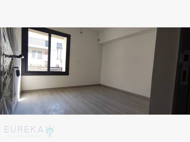 2 7f67ba90-0e9c-4621-8854-1d51486a3f01. jpeg