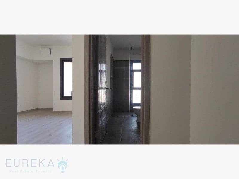 8 cf0b3d05-2ca3-46f8-bd12-d46f0d8485e0. jpeg