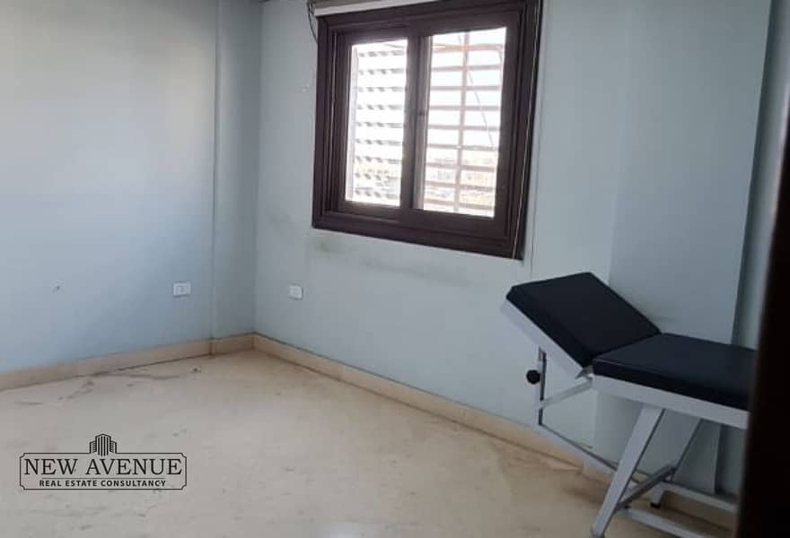 10 e773908c-9e0e-4f5b-bc76-a9a918dae9ec. jpg