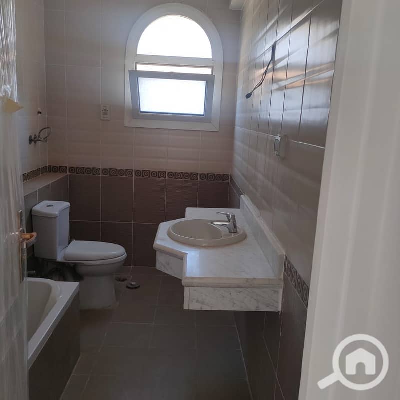 6 صورة واتساب بتاريخ 1446-03-13 في 14.19. 38_291ec886. jpg