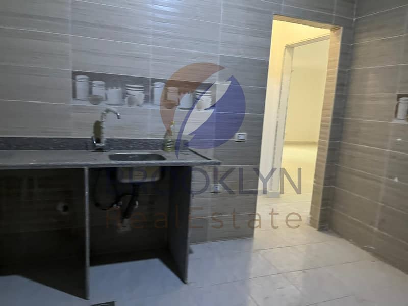 3 WhatsApp Image 2025-12-16 at 01.13. 37_fc4bcd00. jpg