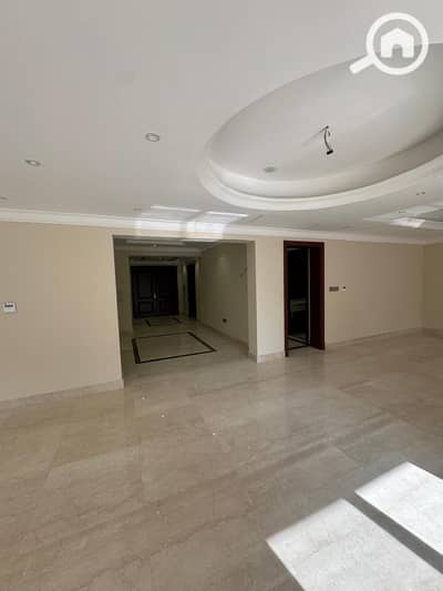 5 Bedroom Villa for Sale in Madinaty, Cairo - WhatsApp Image 2025-10-02 at 12.08. 52 AM (3). jpeg