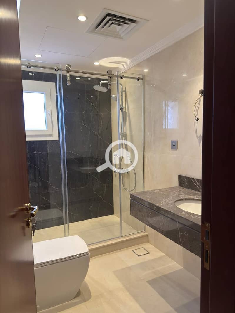 30 WhatsApp Image 2025-10-02 at 12.09. 01 AM. jpeg