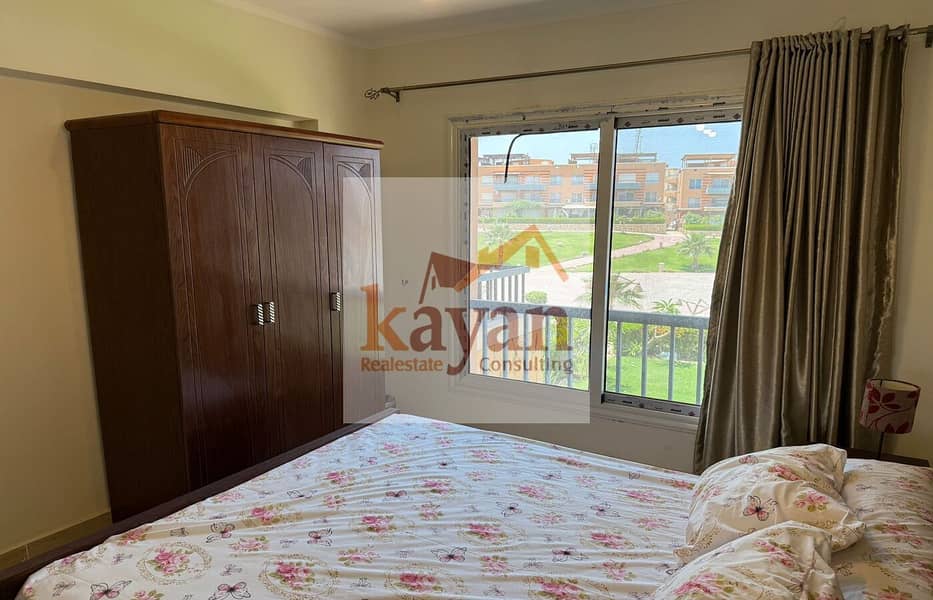 12 c798cce3-e6d2-425a-b67b-5950a6434741. jpg