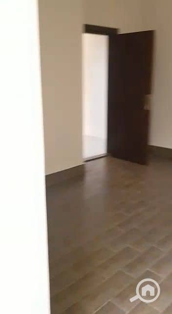 36 WhatsApp Image 2025-12-15 at 4.42. 46 PM (2). jpeg