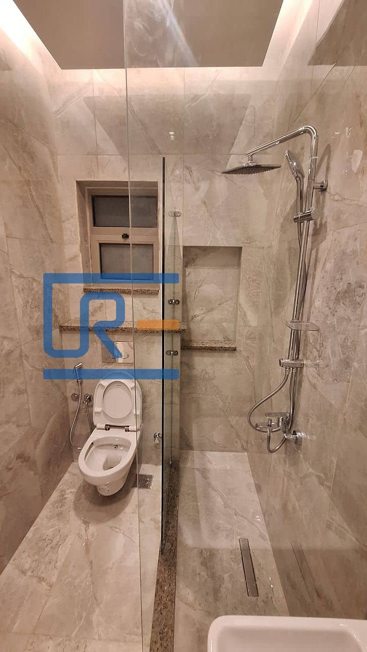 4 WhatsApp Image 2025-12-14 at 5.47. 12 PM (1). jpeg