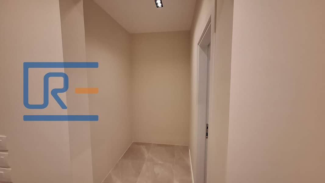 5 WhatsApp Image 2025-12-14 at 5.47. 13 PM (1). jpeg