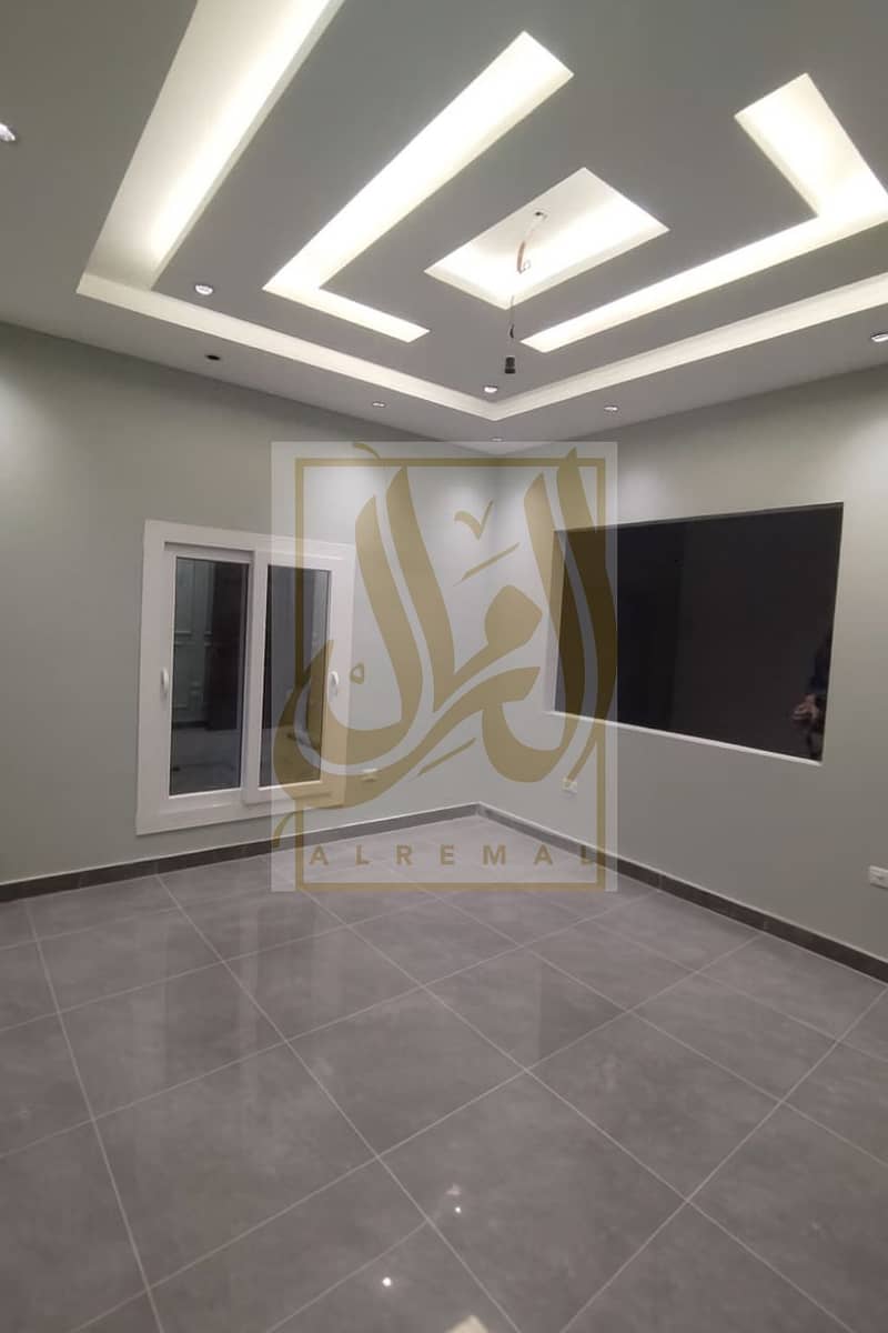 9 20251216_1039_أرضية نظيفة وجديدة_remix_01kck4z00pec5rj5r6qfnat34y (1). png