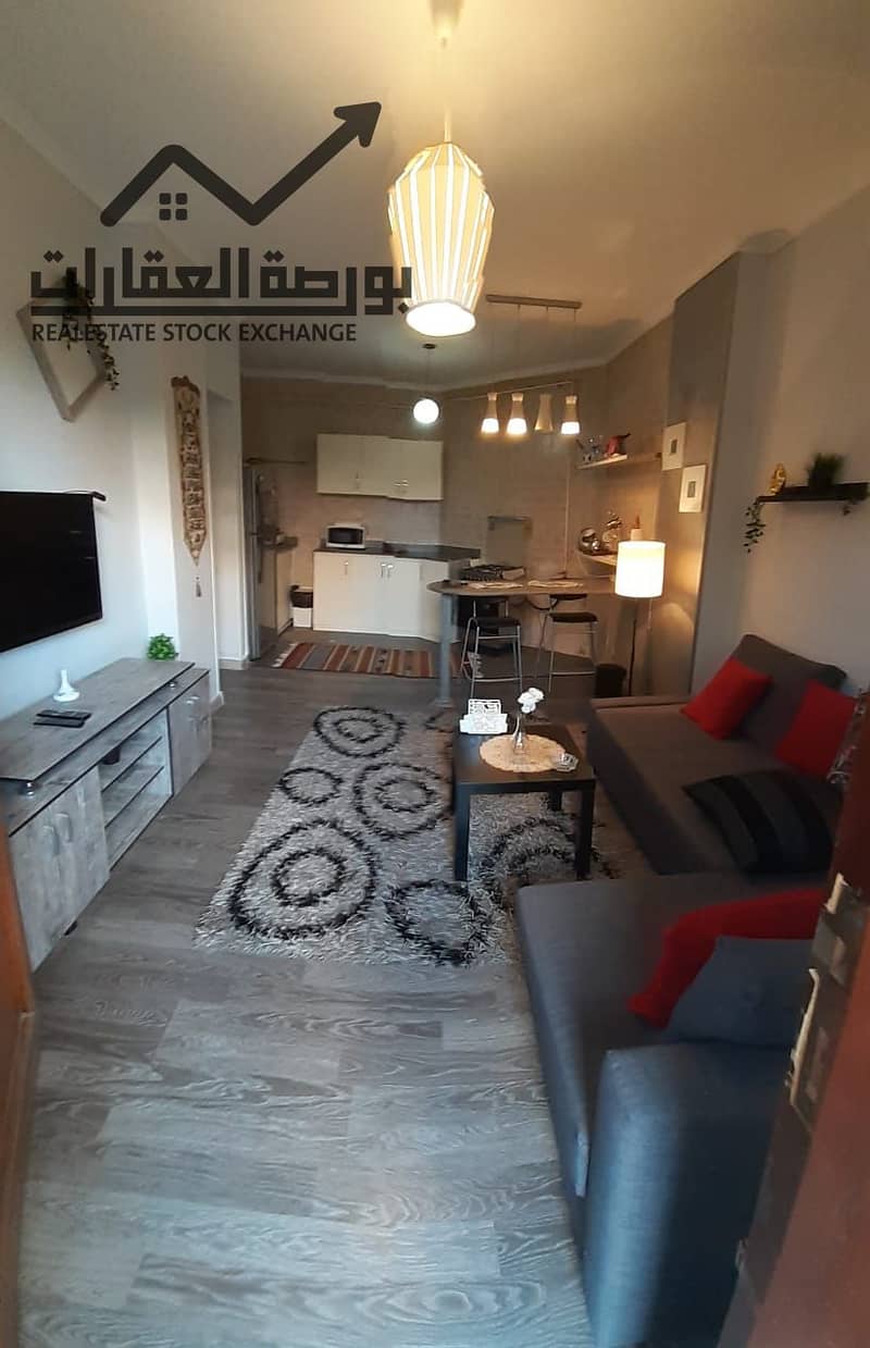 2 f01bd608-0e33-4896-96a5-c375e3a7e41a. jpg