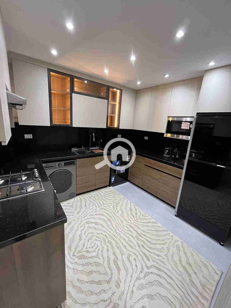 1000452245. jpg 1000452245. jpg