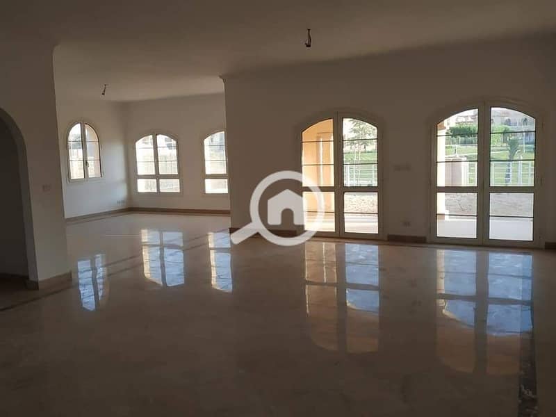 10 46ec83c4-4a5f-4a07-b622-5be2db54f010. jpg