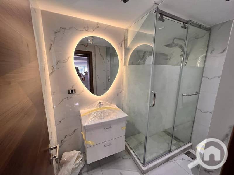 3 45e383b8-02c4-41e4-b8ac-2046b9a01736. jpeg