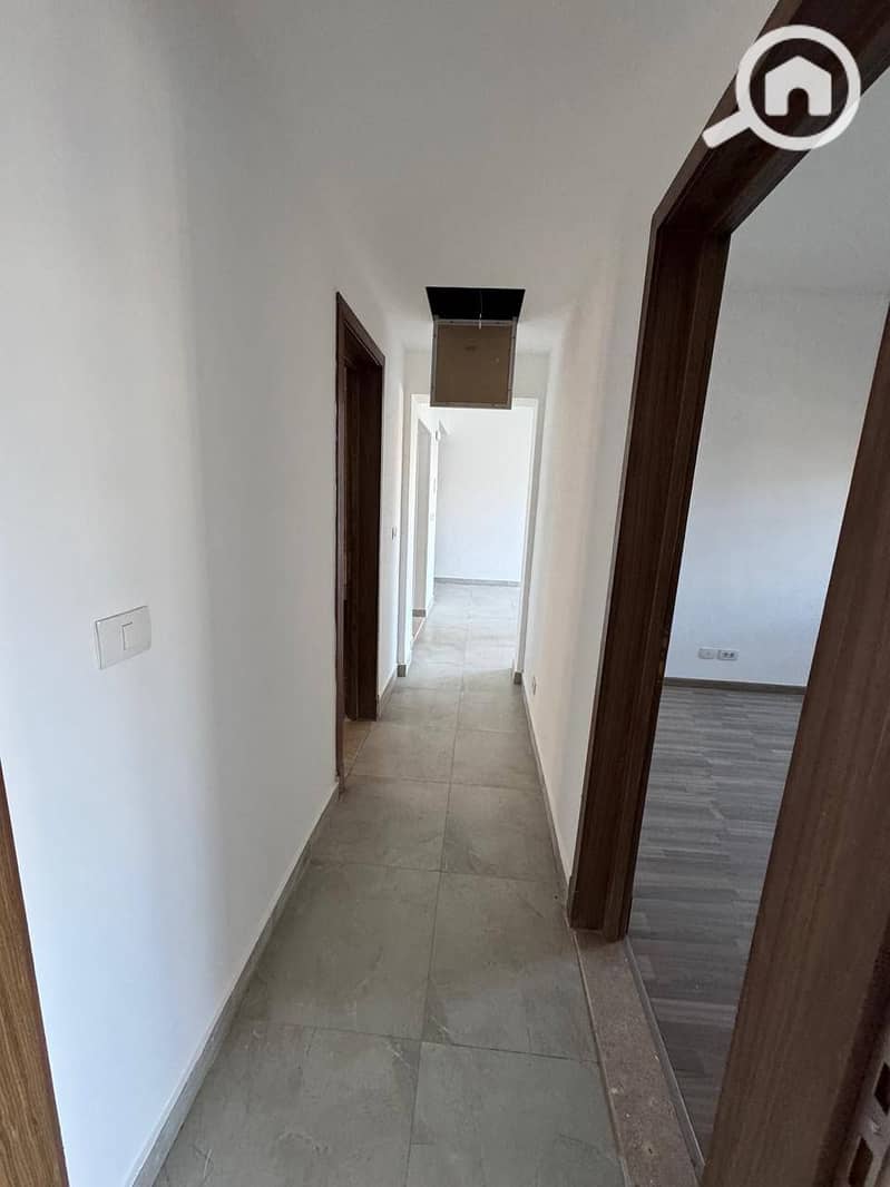 9 532514879_1477140416696602_2138917219118175439_n. jpg