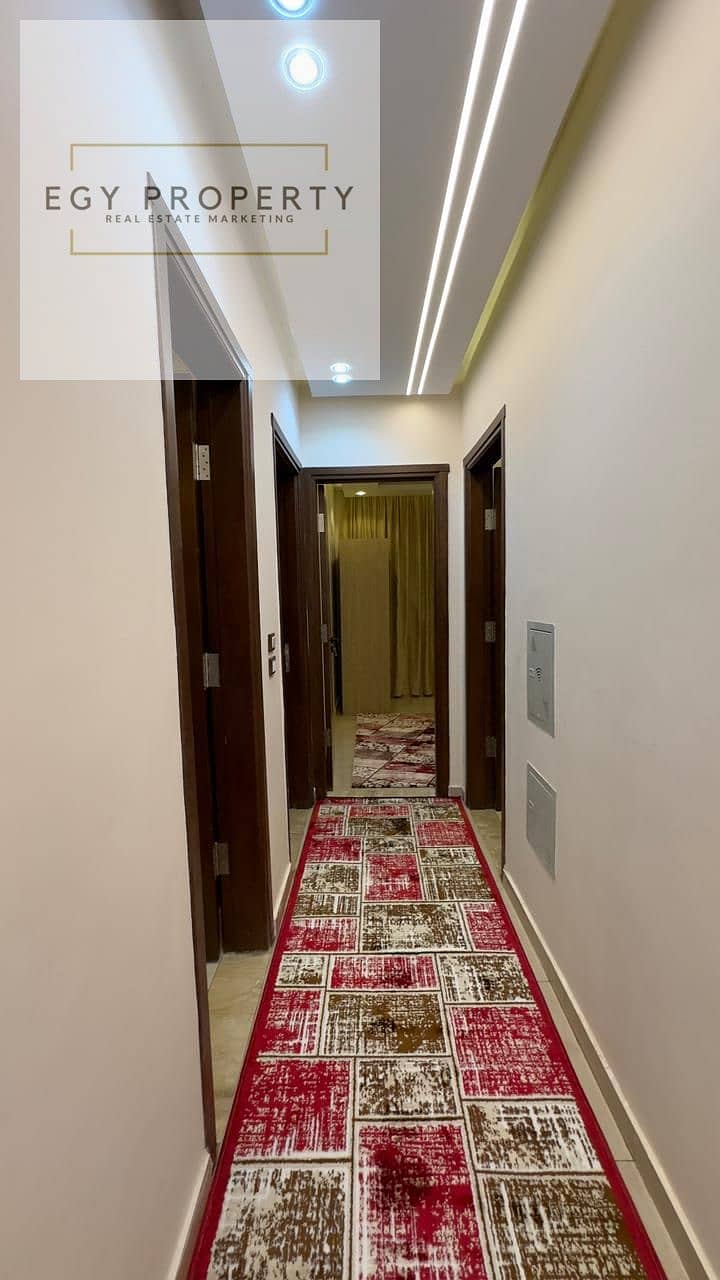 8 869cc2fc-7cfb-4916-993a-b15c5d5f0896. jpg