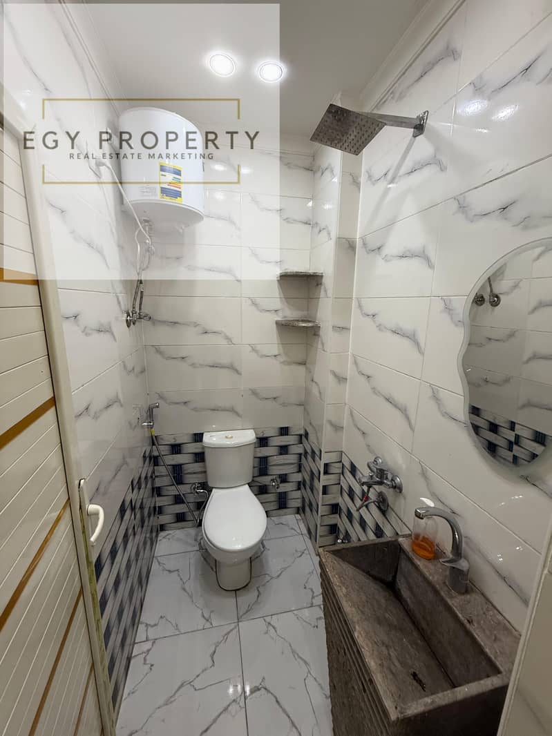 5 e43000ca-817e-4a0b-83b2-37f4d525936f. jpg