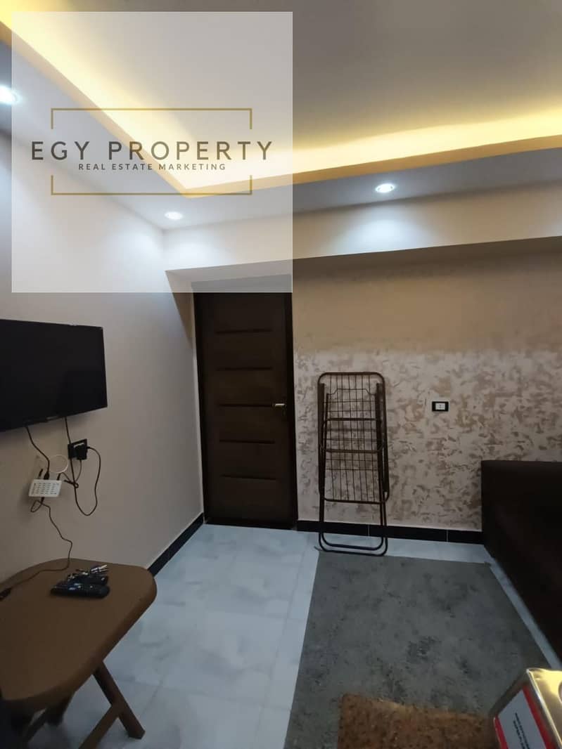 7 dca677c1-1986-47e8-ad87-8330112a077a. jpg