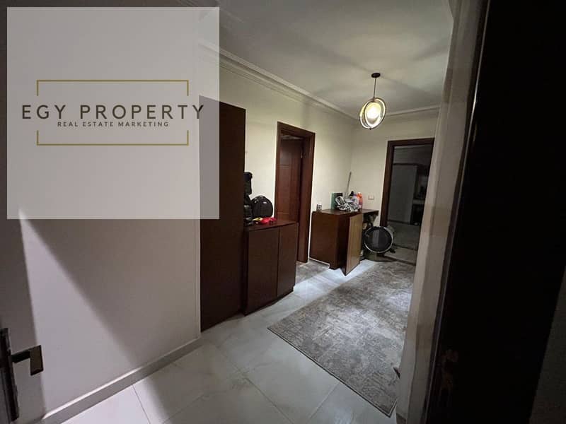 12 8a2910b7-8449-4a2a-9bbb-c23b7fc1decf. jpeg