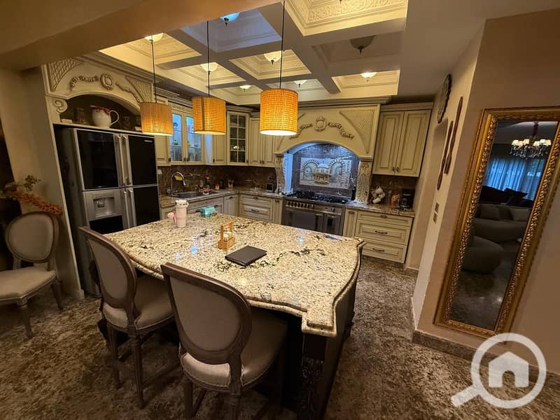 4 50c90065-b7be-44f5-9a81-ed58da8c796f. jpeg