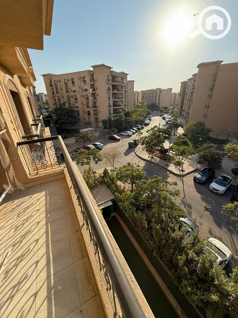 2 cb897f9e-69b5-4e92-8c90-1e04f81bd84b. jpg