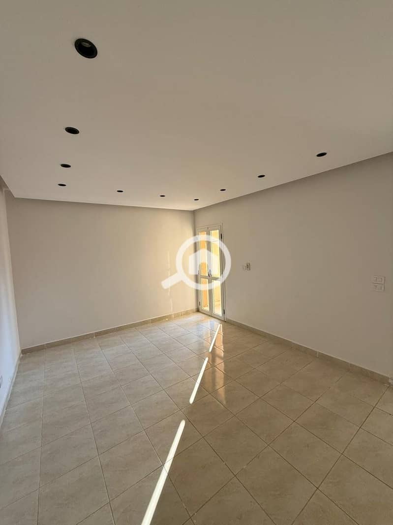 6 eee5cea4-f36a-4b12-bd2c-b032c2d86e20. jpg