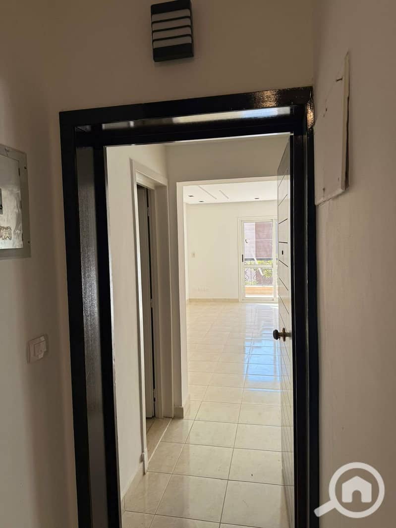 11 e8ab1717-9b92-481c-a34c-4db494b62d88. jpg