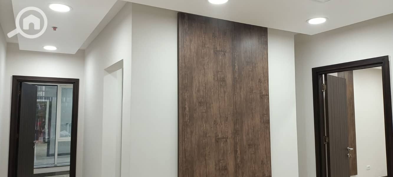 10 WhatsApp Image 2025-10-12 at 1.59. 40 PM (1). jpeg