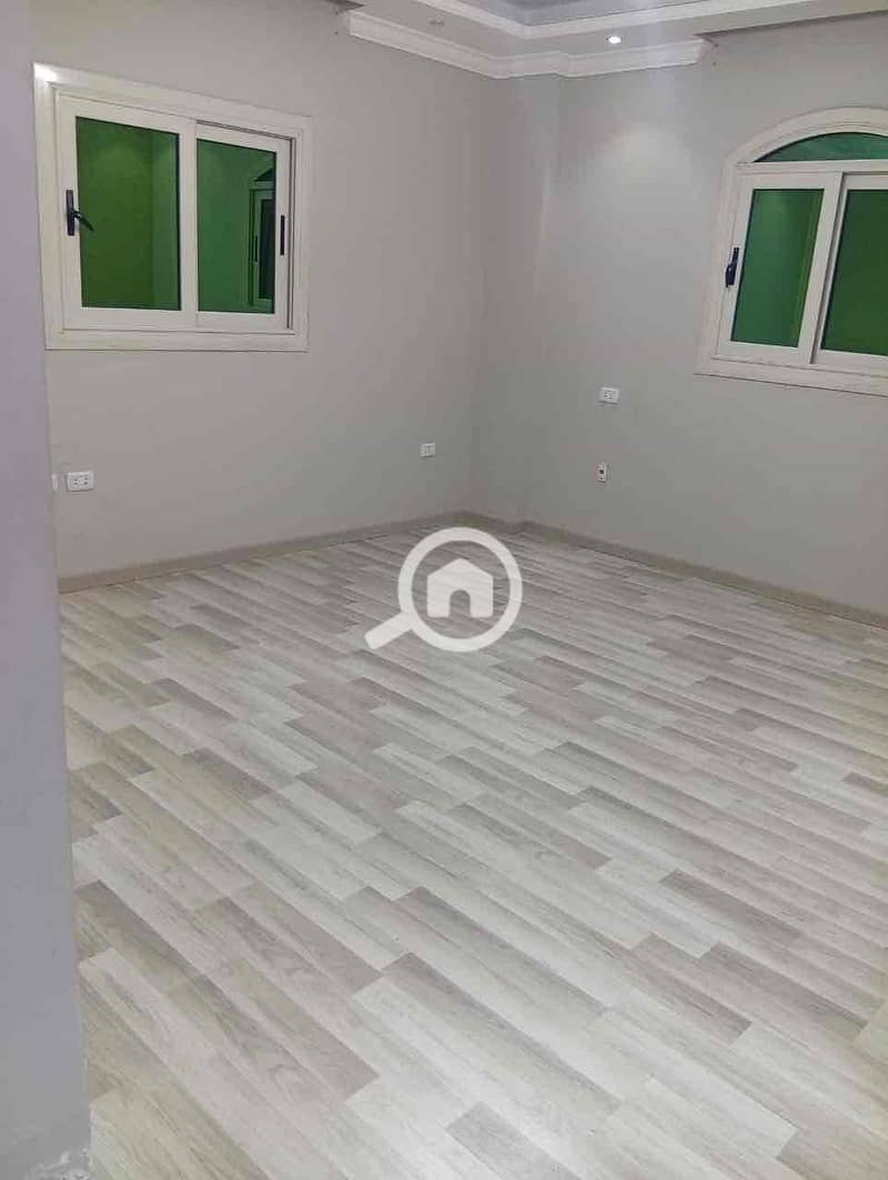 7 e99698e5-281c-414c-9fc8-ecc739c85b2b. jpg