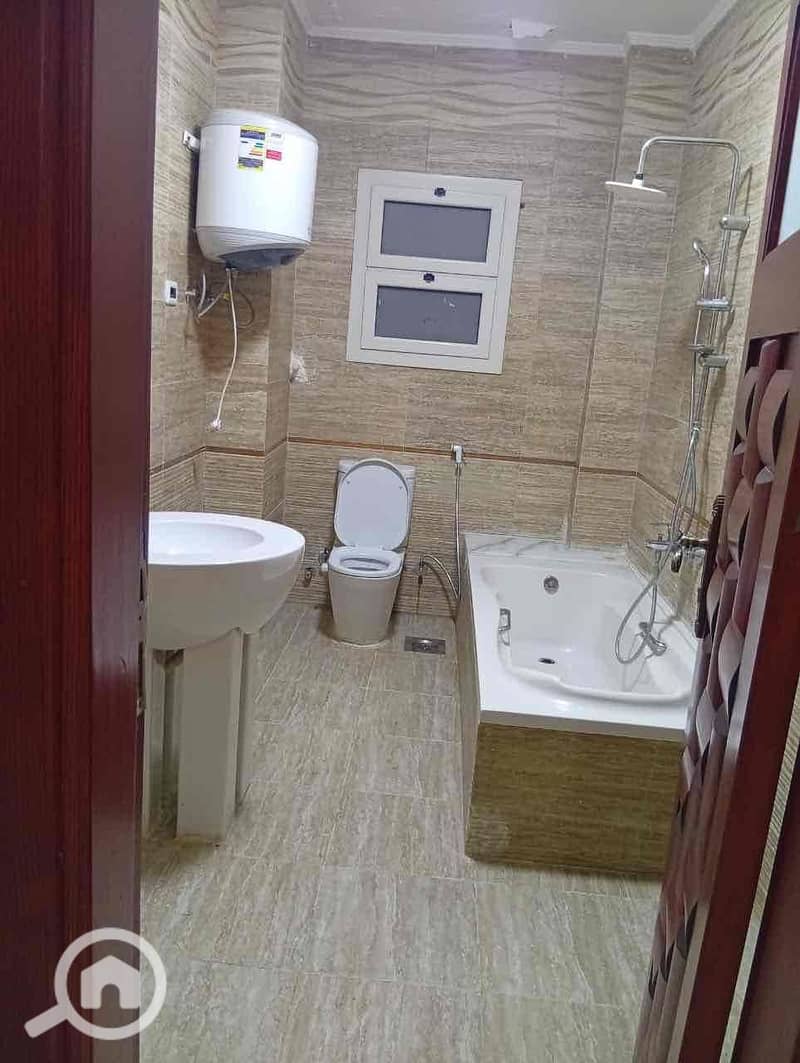 8 cfc16393-6f15-4cf2-b718-6b5ebe6faa6d. jpg