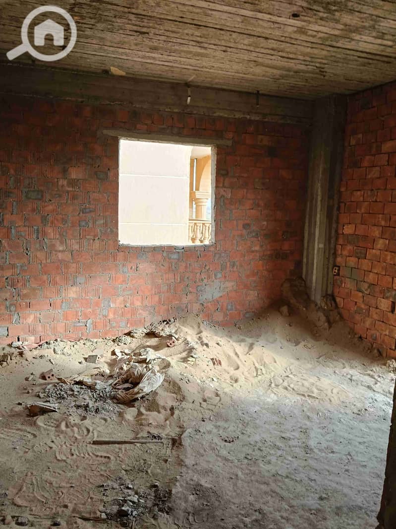 4 24e61780-c8c2-4fb7-83c0-15a3afc643ff-1_all_1688. jpg