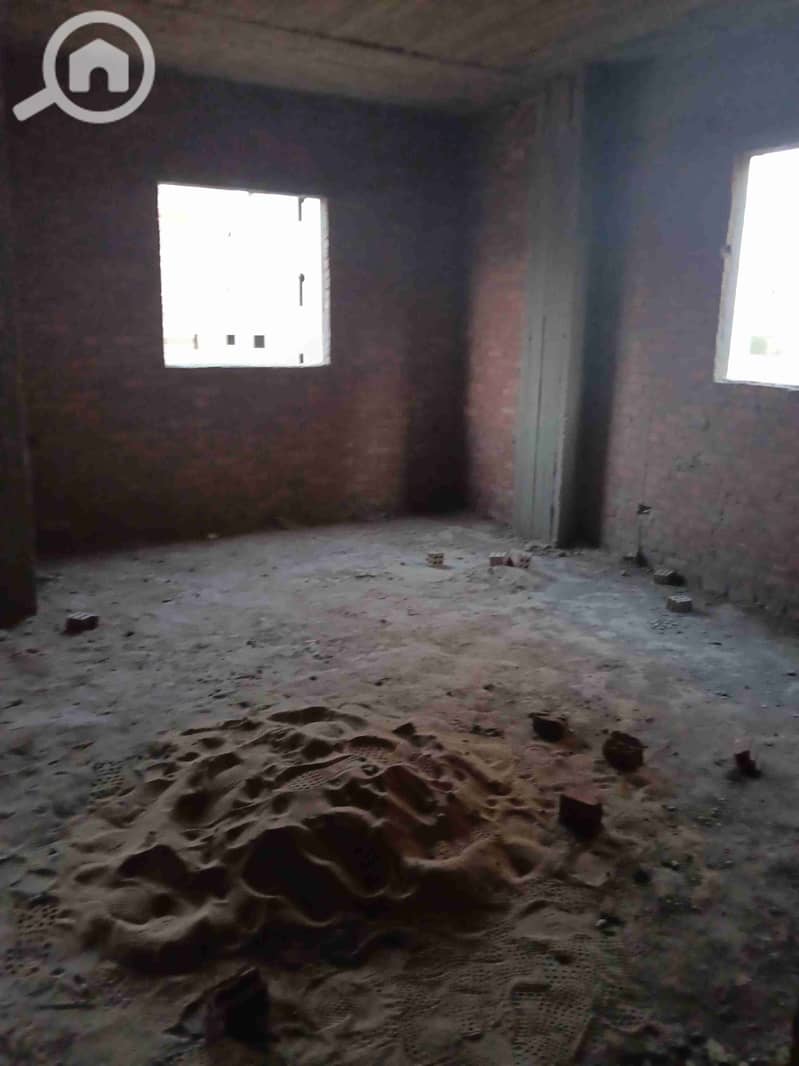 9 24e61780-c8c2-4fb7-83c0-15a3afc643ff-1_all_1641. jpg