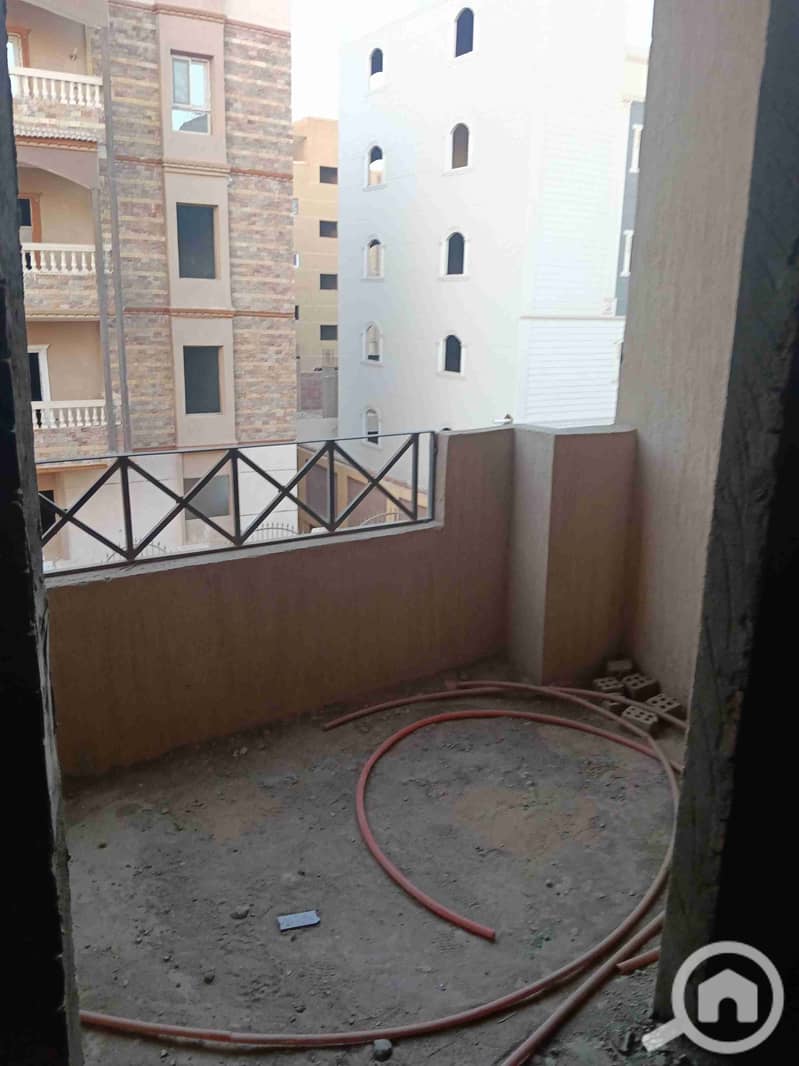 8 24e61780-c8c2-4fb7-83c0-15a3afc643ff-1_all_1639. jpg